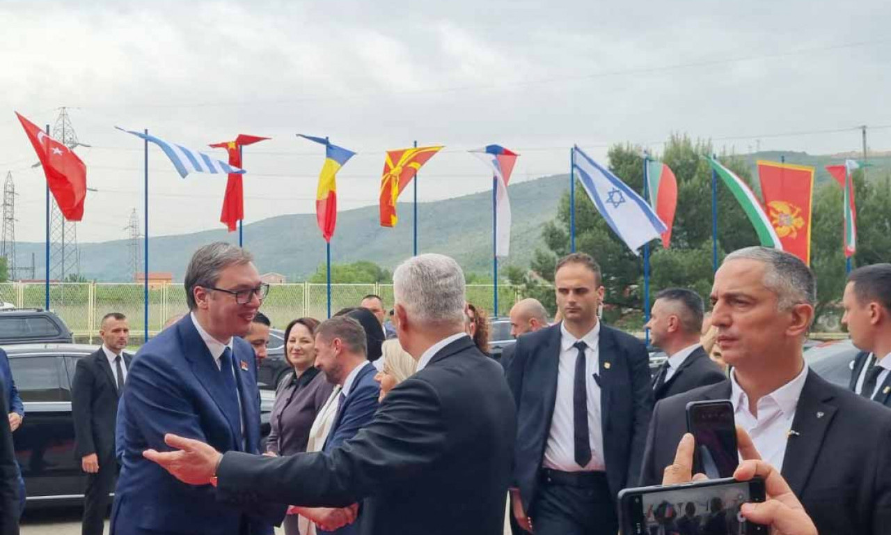 Vučić na otvaranju SAJMA PRIVREDE U MOSTARU: Više ISKRENOSTI U BUDUĆNOSTI u odnosima u regionu