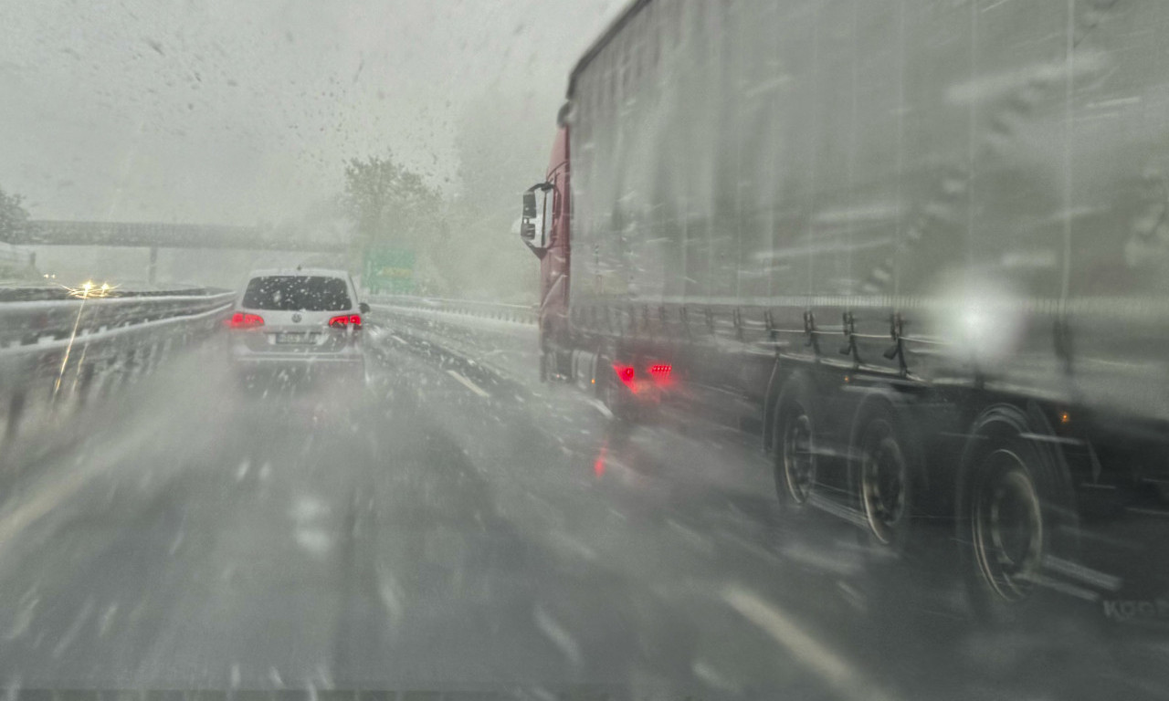 VEJE I U REGIONU: Obilan sneg u Slavoniji, pada i u BIH! Vozačima se savetuje oprez zbog nanosa na asfaltu (FOTO+VIDEO)