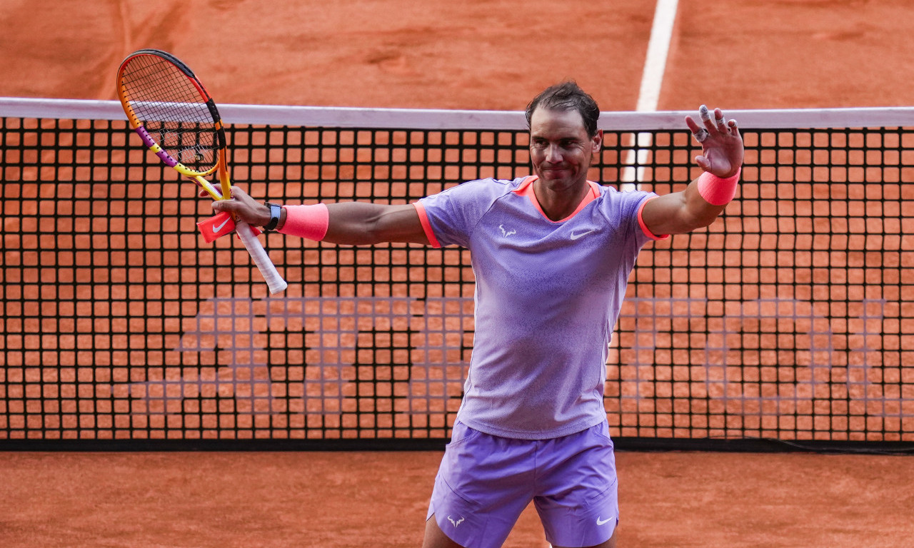 Zverev sa 3:0 IZBACIO Nadala sa Rolan Garosa! Nadal se EMOTIVNO obratio publici posle PORAZA!