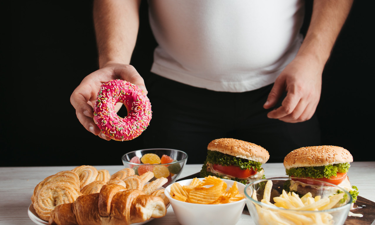PRESTAO DA JEDE ŠEĆER POČETKOM MAJA I VEĆ SE PREPORODIO! Evo kako se menadžer (54) odvikao od slatkiša!