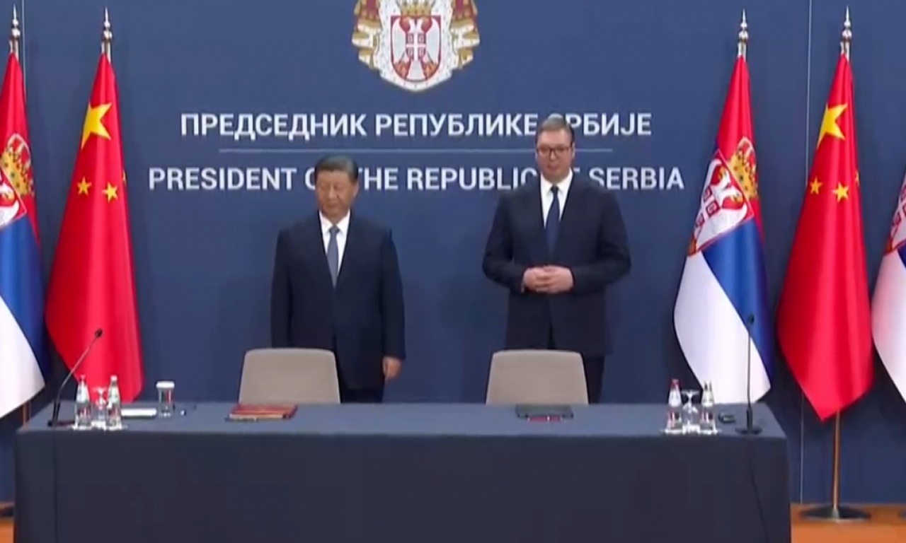U toku je SVEČANA CEREMONIJA potpisivanja sporazuma: Predstavnici Srbije i Kine razmenjuju memorandume