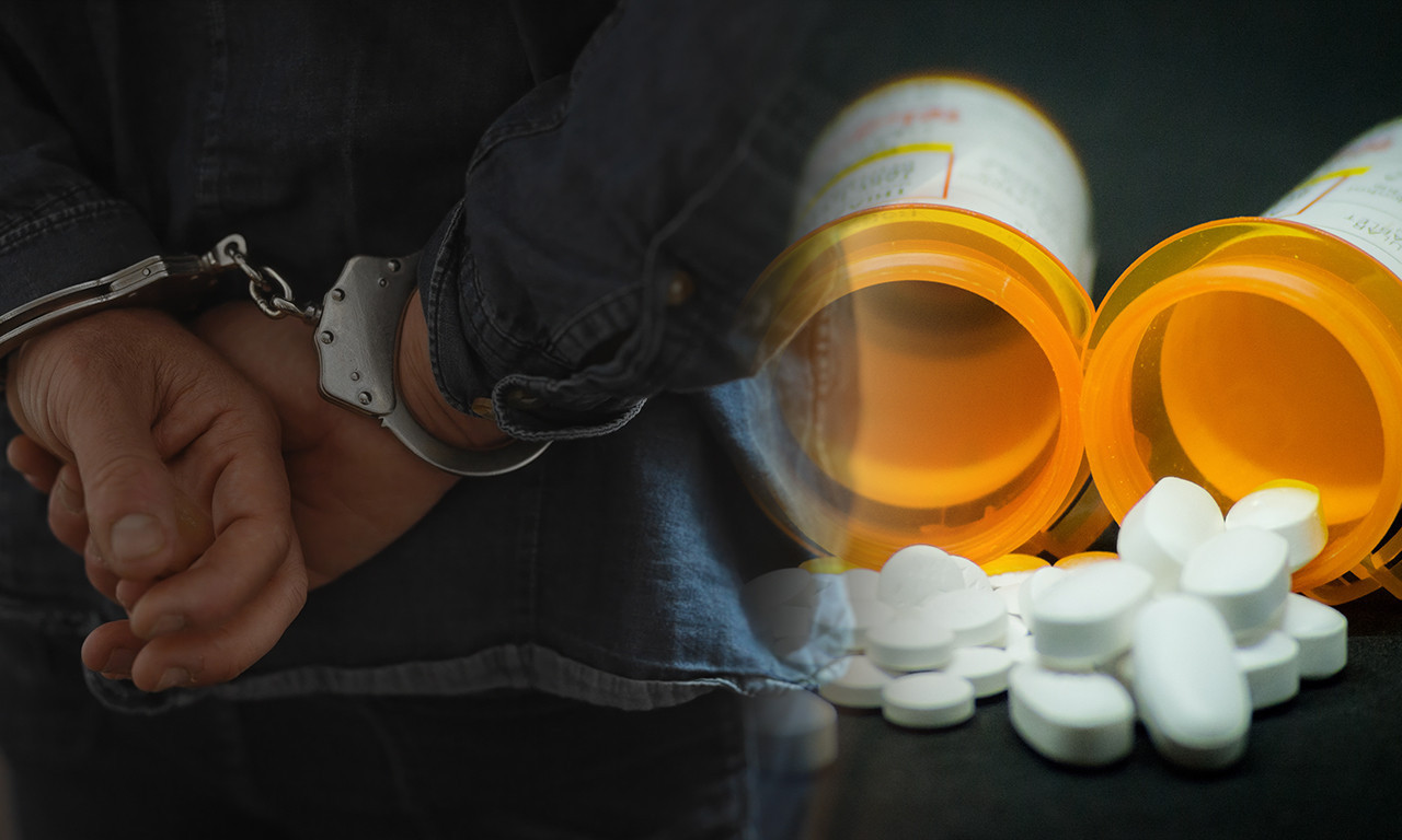 Deda "valjao" lekove za SMIRENJE: Prilikom hapšenja pronađena velika količina tableta