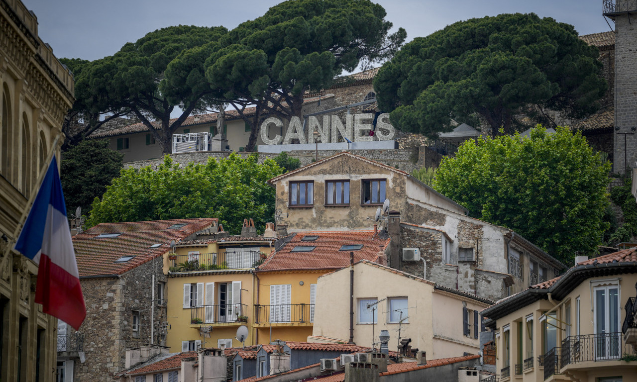 PANIKA PRED ZATVARANJE FESTIVALA U KANU Nestalo struje duž Azurne obale, nastao saobraćajni kolaps, evo šta će se desiti