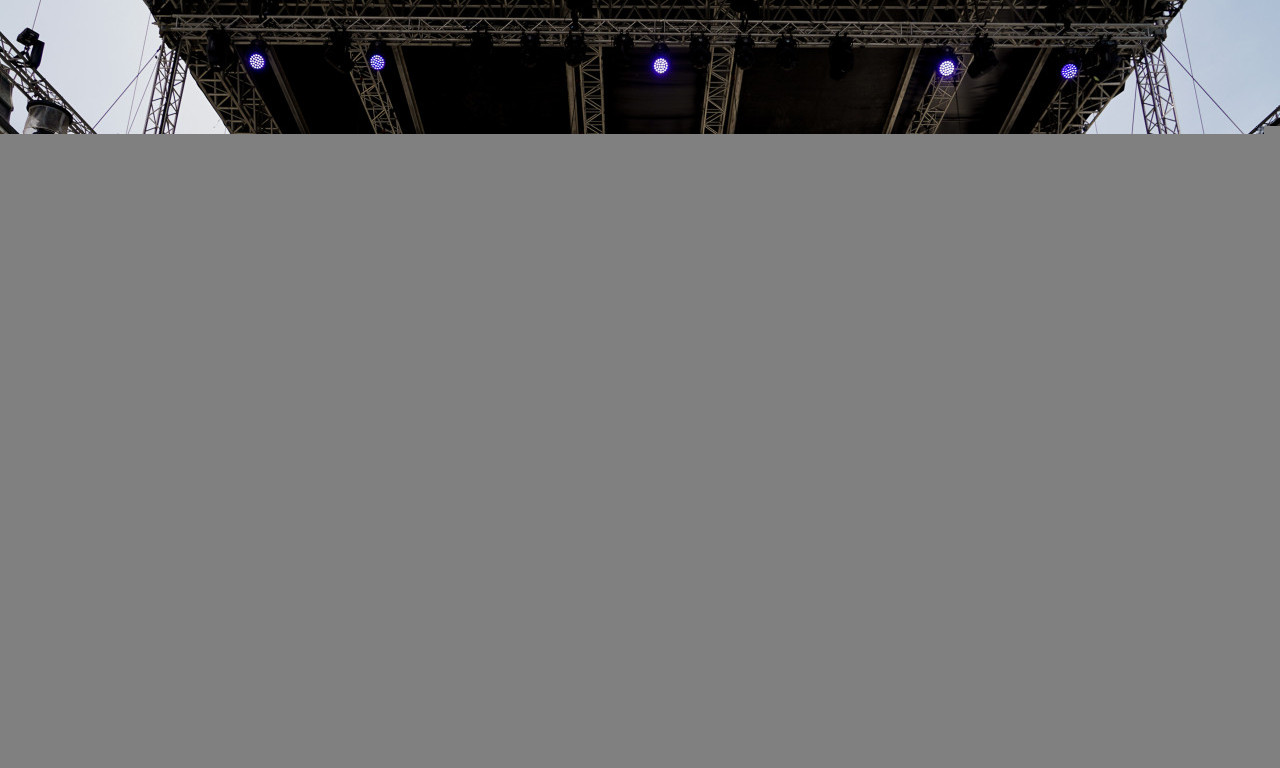 Kolektivno venčanje za 12 parova u Beogradu: Ulazak u bračne vode bio im je NEZABORAVAN! (VIDEO+FOTO)