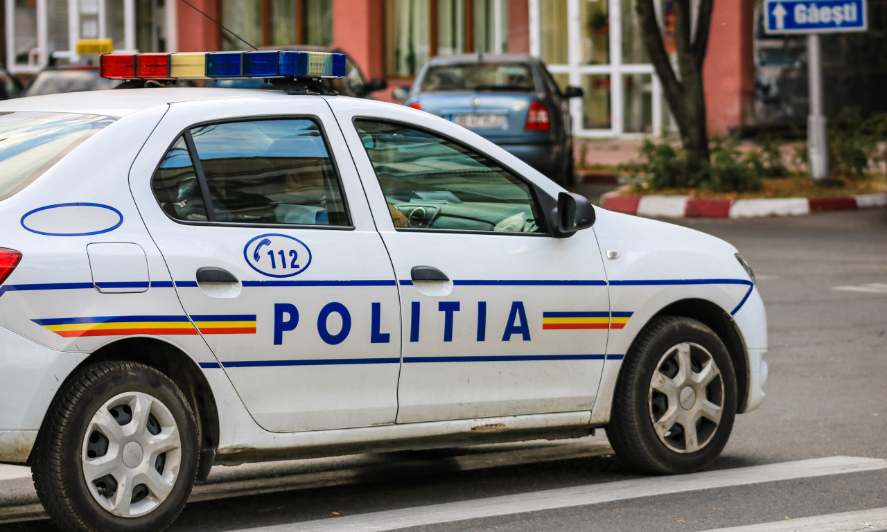 UŽASAN SNIMAK MASOVNE TUČE NA BADNJE VEČE Jedan čovek prebijen nasmrt, učestvovao i dečak (VIDEO)