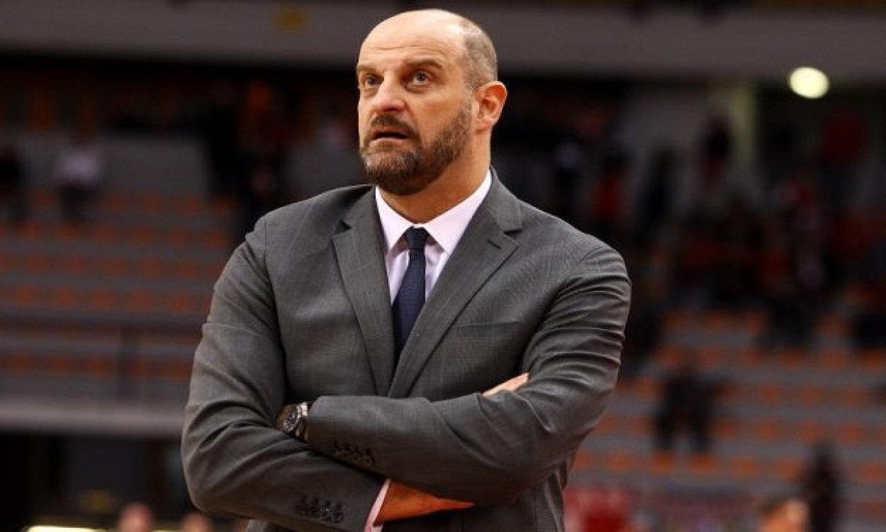 HAOS U LJUBLJANI: Trener Olimpije jurio da bije sudiju, čeka ga žestoka kazna (VIDEO)