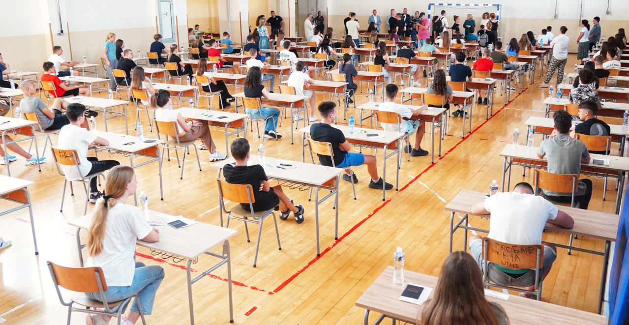 MALA MATURA JE GOTOVA, A SADA SLEDI KLJUČAN KORAK! Danas kreće popunjavanje liste želja: Evo detaljnog vodiča i svih važnih datuma