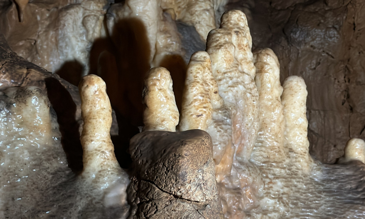 POSLEDNJA PRILIKA ZA OBILAZAK POTPEĆKE PEĆINE! Stari grad u Užicu prelazi na zimsko radno vreme, evo kada možete u posetu