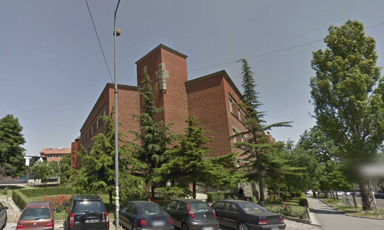 HITNA MOLBA ZA STUDENTE OVOG FAKULTETA: Ne postoji nijedan razlog da se ovo opravda!