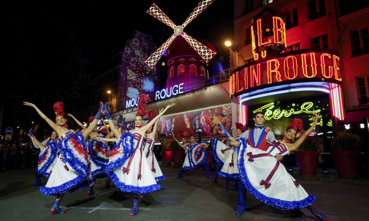 Pokrenula se jedra na MULEN RUŽU! Čuveni pariski KABARE ponovo otvorio vrata za publiku (FOTO)