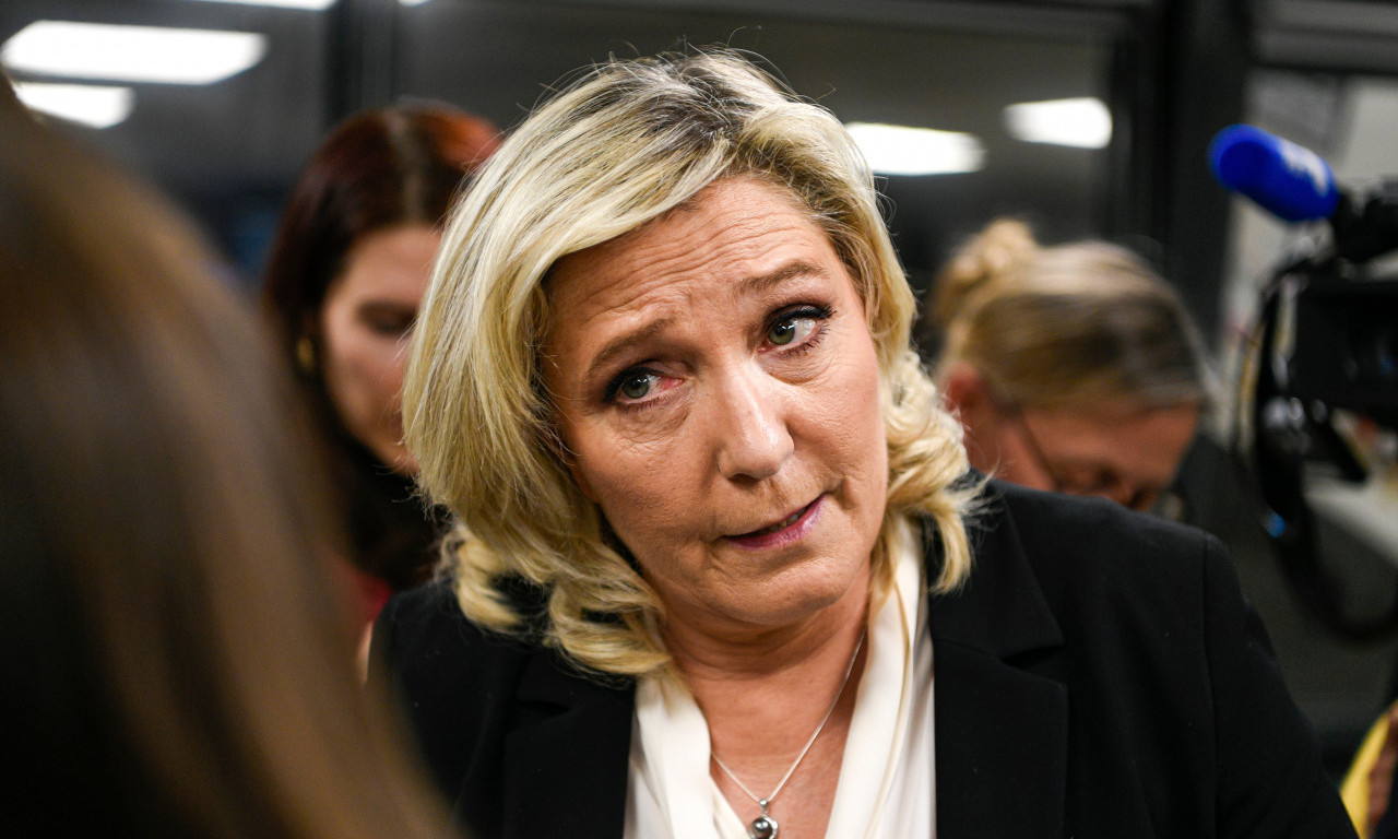 MARIN LE PEN PRVI PUT NAKON PRESUDE: Evo zbog čega je napustila sud pre vremena!