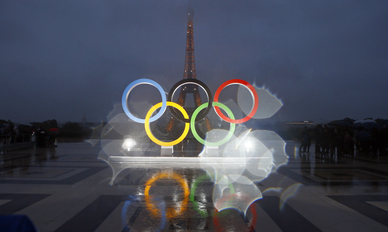 SPEKTAKULARNO otvaranje Olimpijskih igara u Parizu! Maja i Dušan nosili srpsku TROBOJKU!