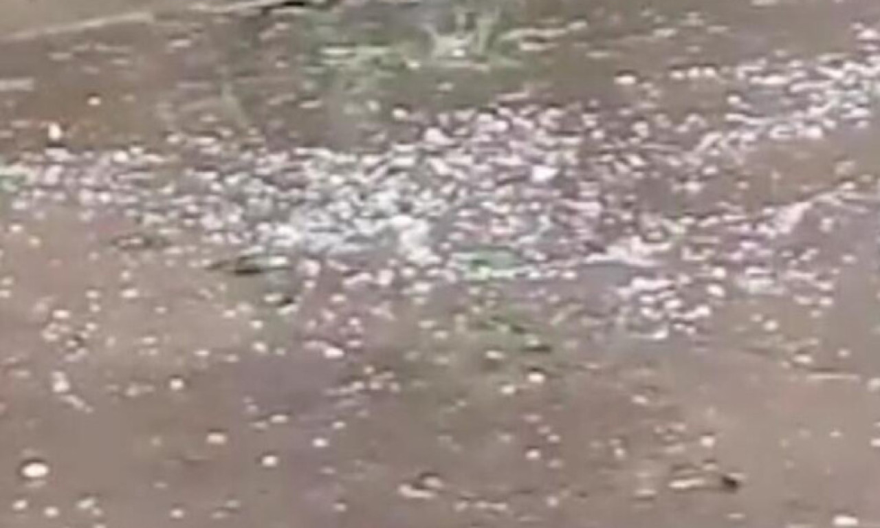 GRAD I DANAS POGODIO JEDAN DEO ZEMLJE "Tukao" po Kovilju (VIDEO)