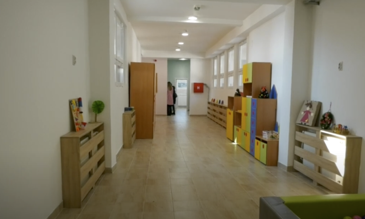 Ovo su DETALJI INCIDENTA u vrtiću u VLADIČINOM HANU! Vaspitačica je dete udarila i po zadnjici, oglasilo se TUŽILAŠTVO