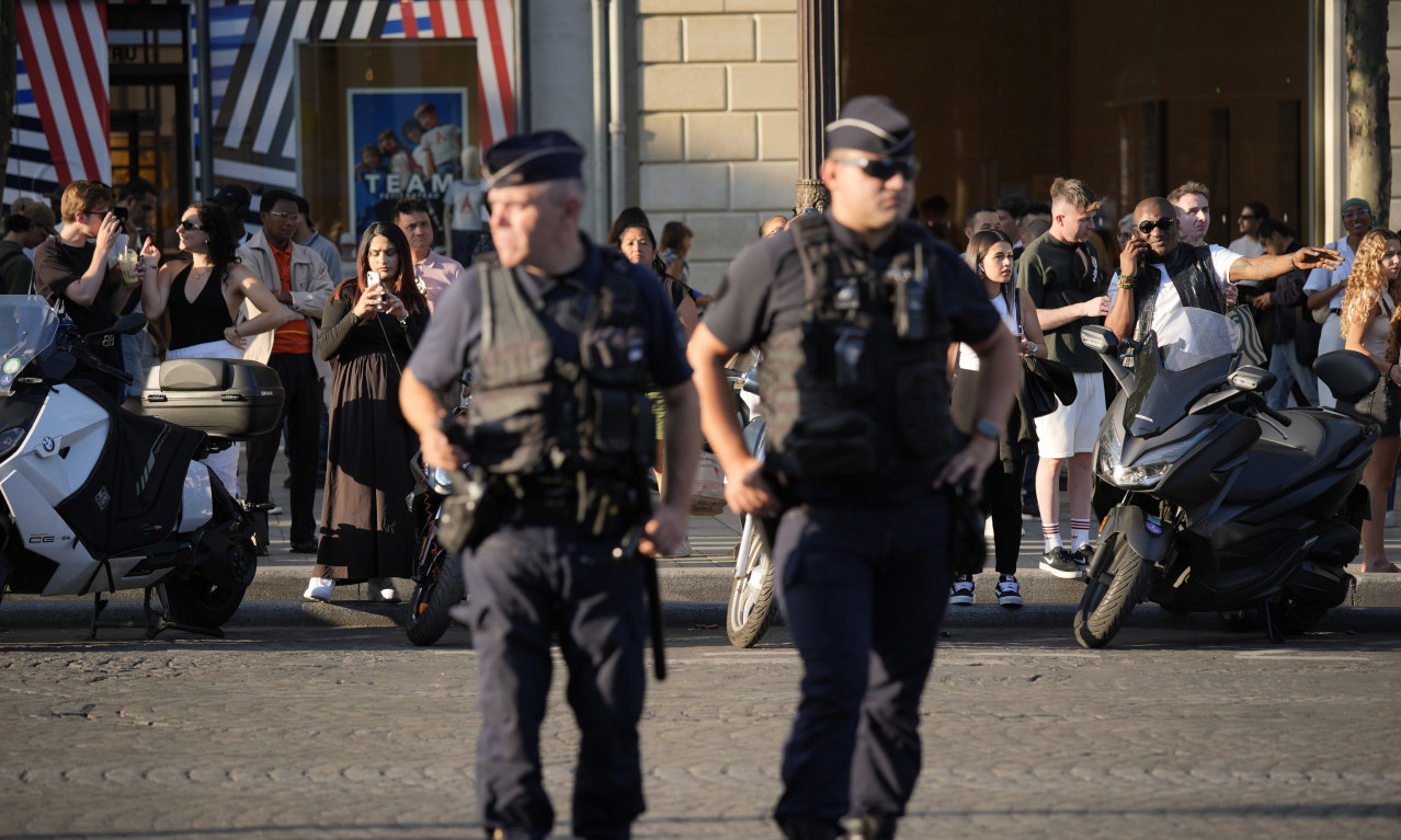 MEGA-ULOV U SRCU EVROPE: Zaplenjena skoro tona kokaina, policija jurila konvoj od tri vozila!