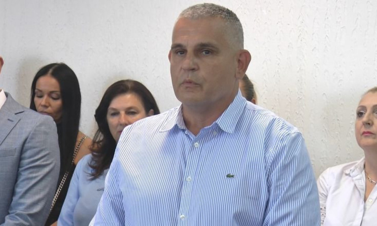 Predsednik opštine Topola podneo ostavku! Ovo je razlog, a tiče se njegovog BRATA