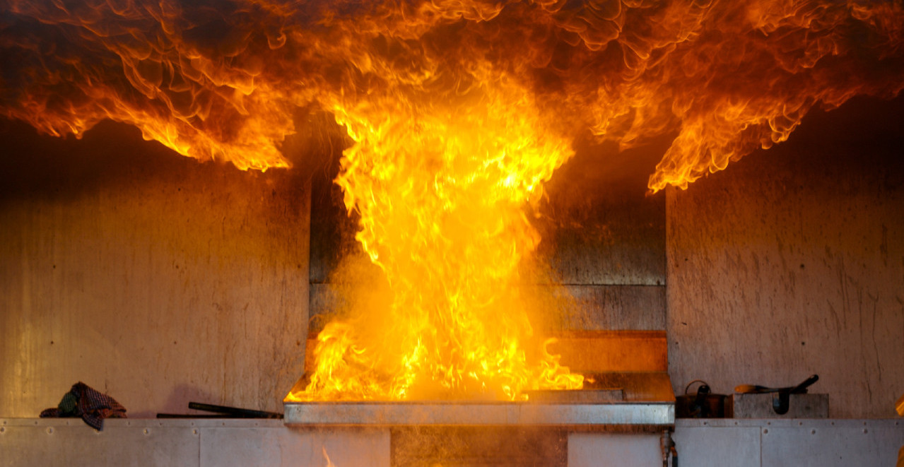 EKSPLOZIJA U VIKENDICI KOD ZRENJANINA! Stariji muškarac hitno prevezen u Urgentni, sumnja se da je OVO UZROK nesreće