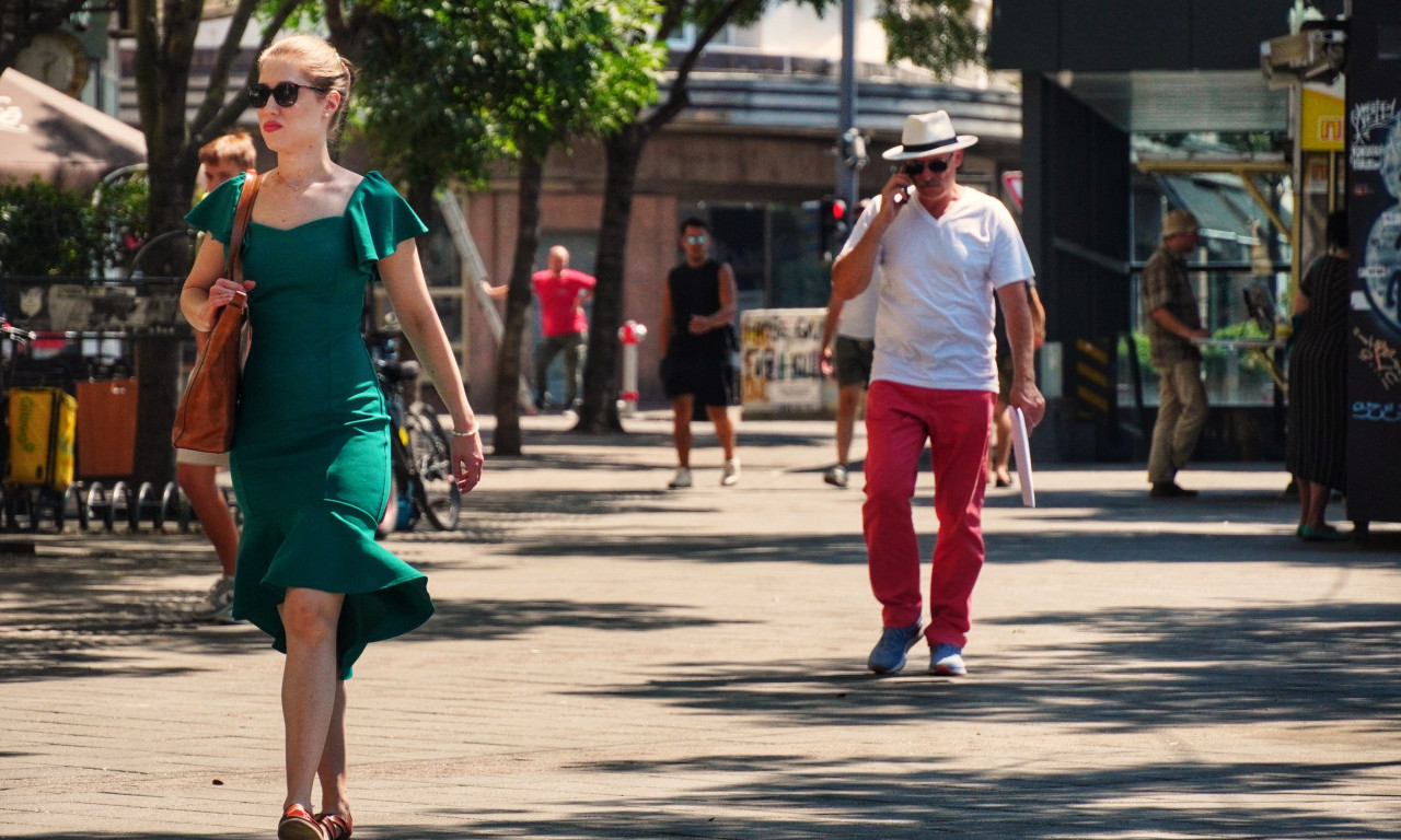 DANAS NEŠTO TOPLIJE OD VIKENDA KOJI JE ZA NAMA: U dva regiona predveče moguć pljusak