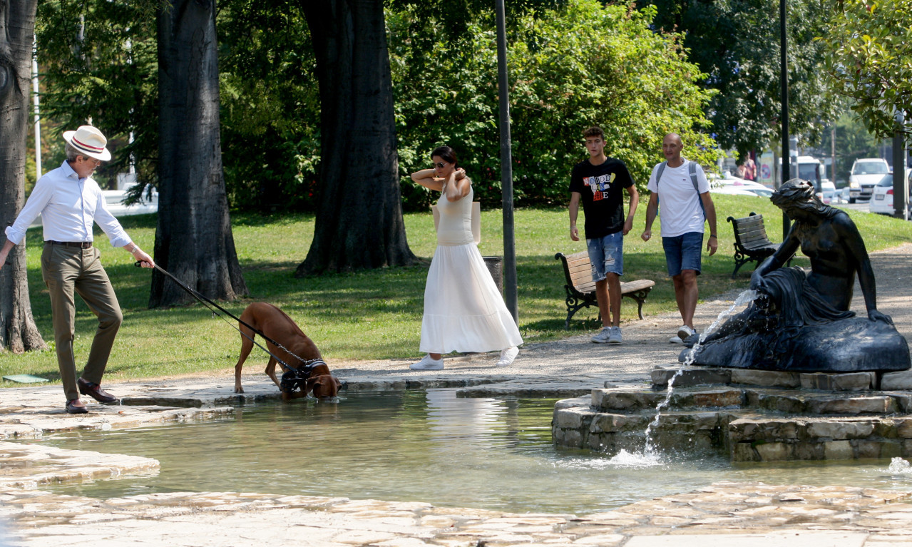 U SRBIJI VRELO KAO U RERNI Vreme je danas opasno - sklanjajte se od direktnog sunca!