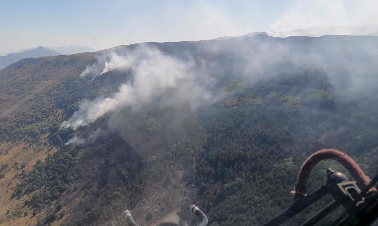 DVA HELIKOPTERA GASE POŽARE KOD VRANJA: Evo kako je trenutno na terenu