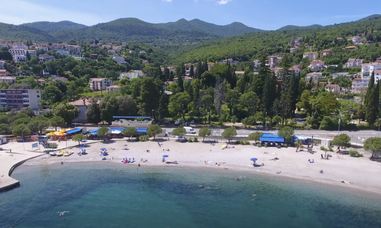 EVO GDE MOŽETE DA LETUJETE JEFTINO U HRVATSKOJ Noćenje samo 30 evra