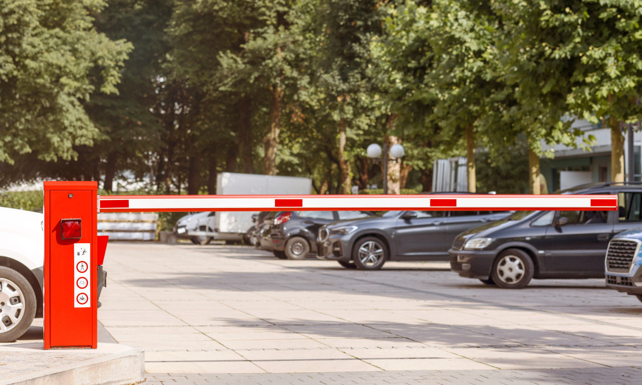 EVO U KOM SLUČAJU SE PLAĆA PARKING ZA 1. MAJ! Izmenjen i red vožnje gradskog prevoza u Beogradu
