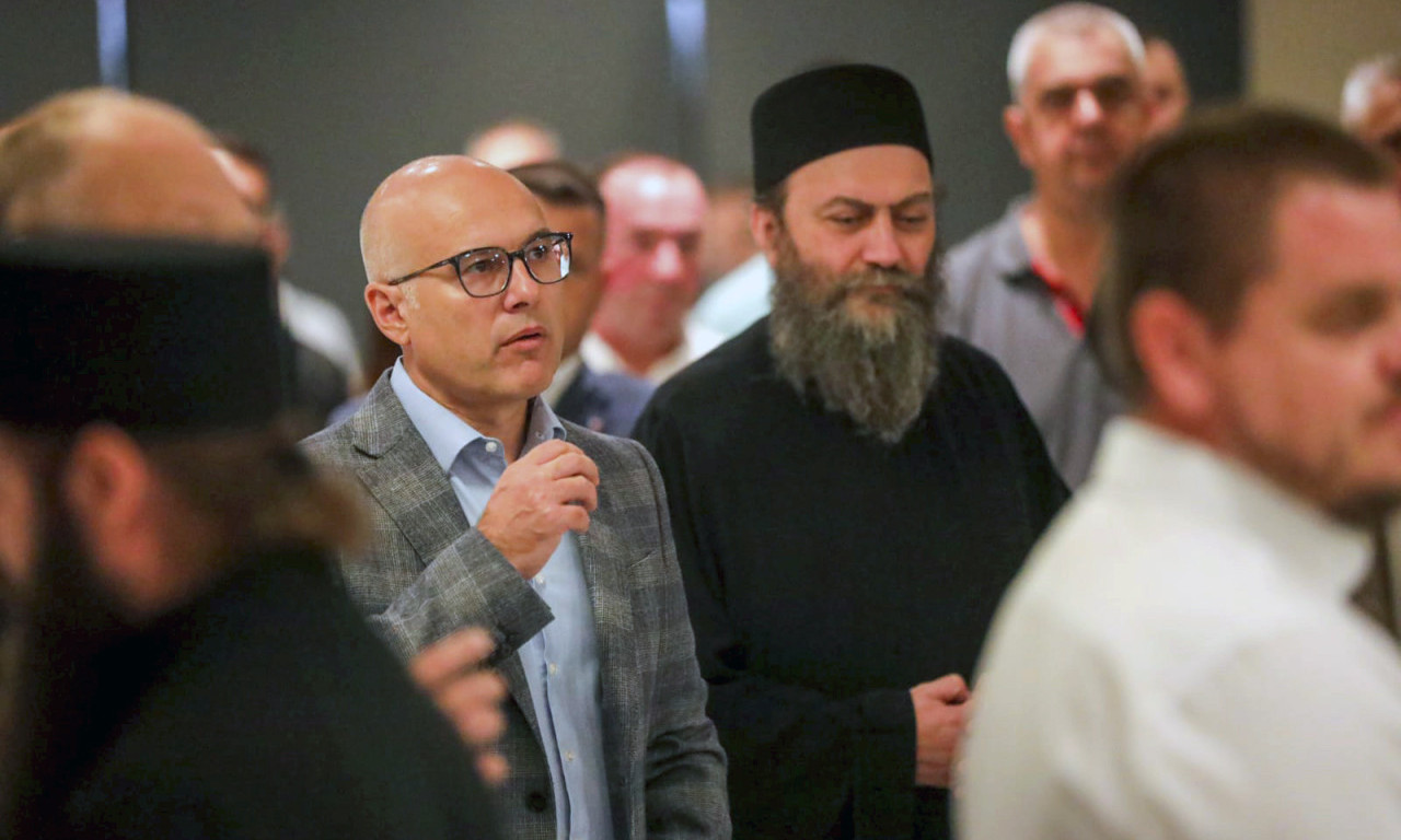 Vučević povodom OBNOVE HILANDARA: "U 20 godina je u NAJVEĆU SVETINJU uloženo više od DVE MILIJARDE dinara" (VIDEO)