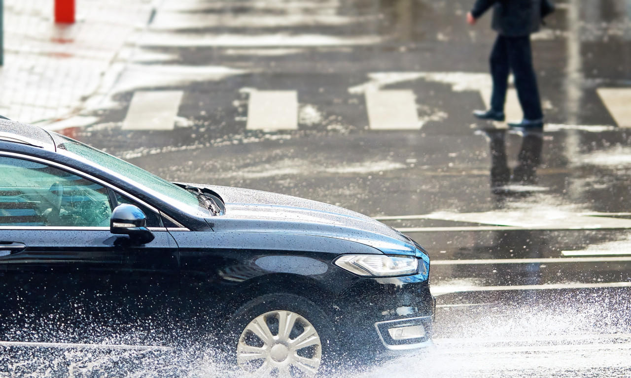 VOZAČI, OBRATITE PAŽNJU! Iz AMSS-a upozoravaju, na putevima povećana opasnost zbog ovoga