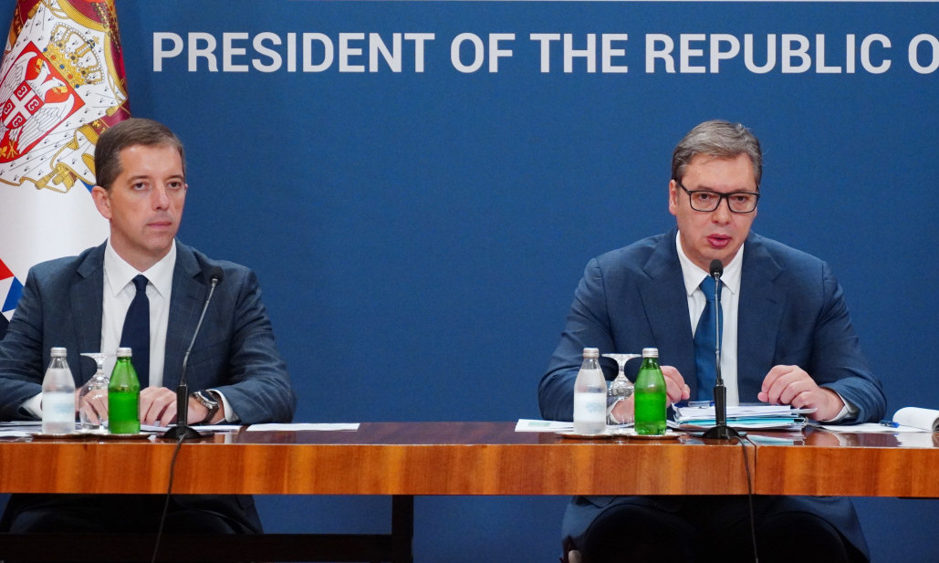 DANAS POSEBNA SEDNICA VLADE SRBIJE: Glavna tema mere koje je predstavio PREDSEDNIK VUČIĆ