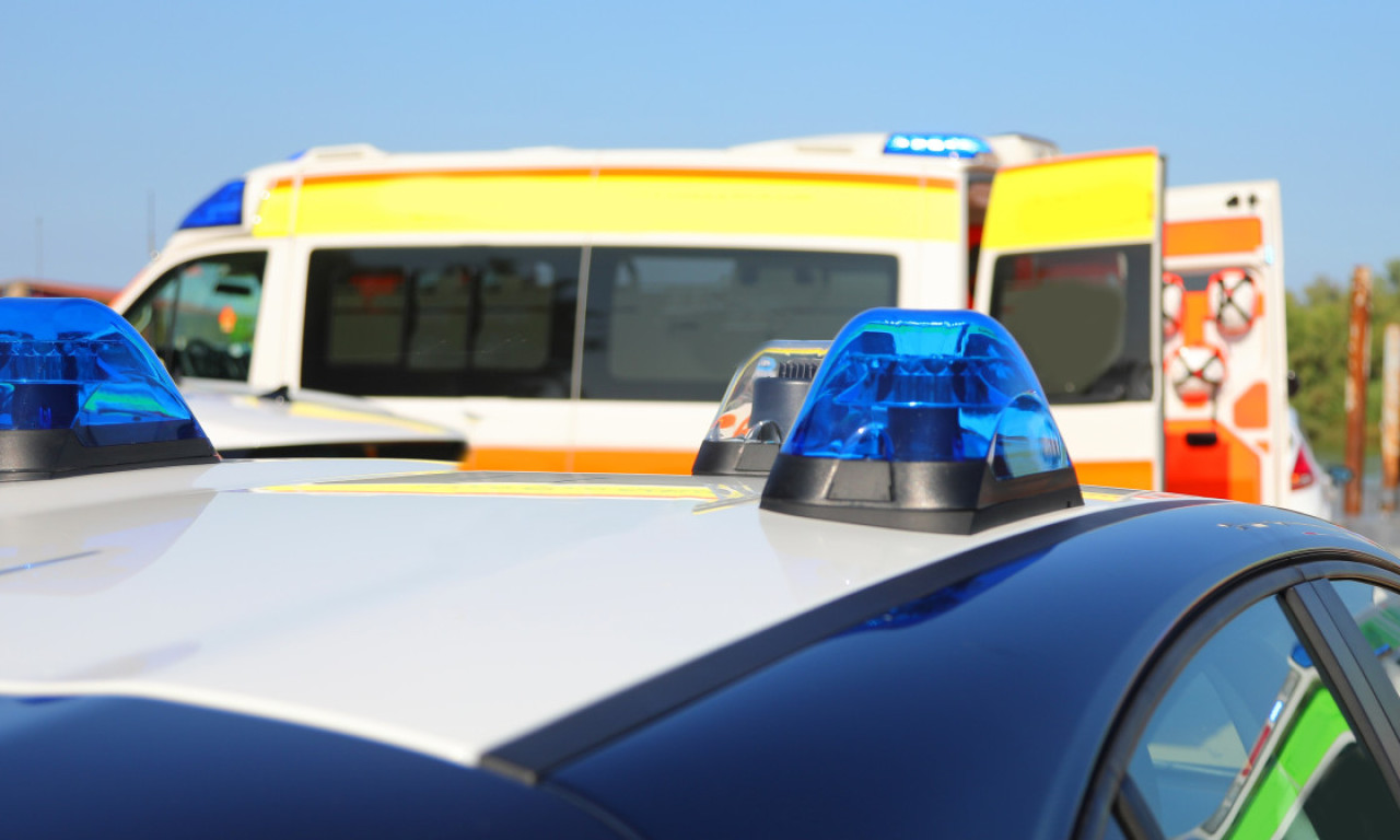 DEVOJČICU "POKUPIO" POLICIJSKI AUTO Nesreća u centru Rima!