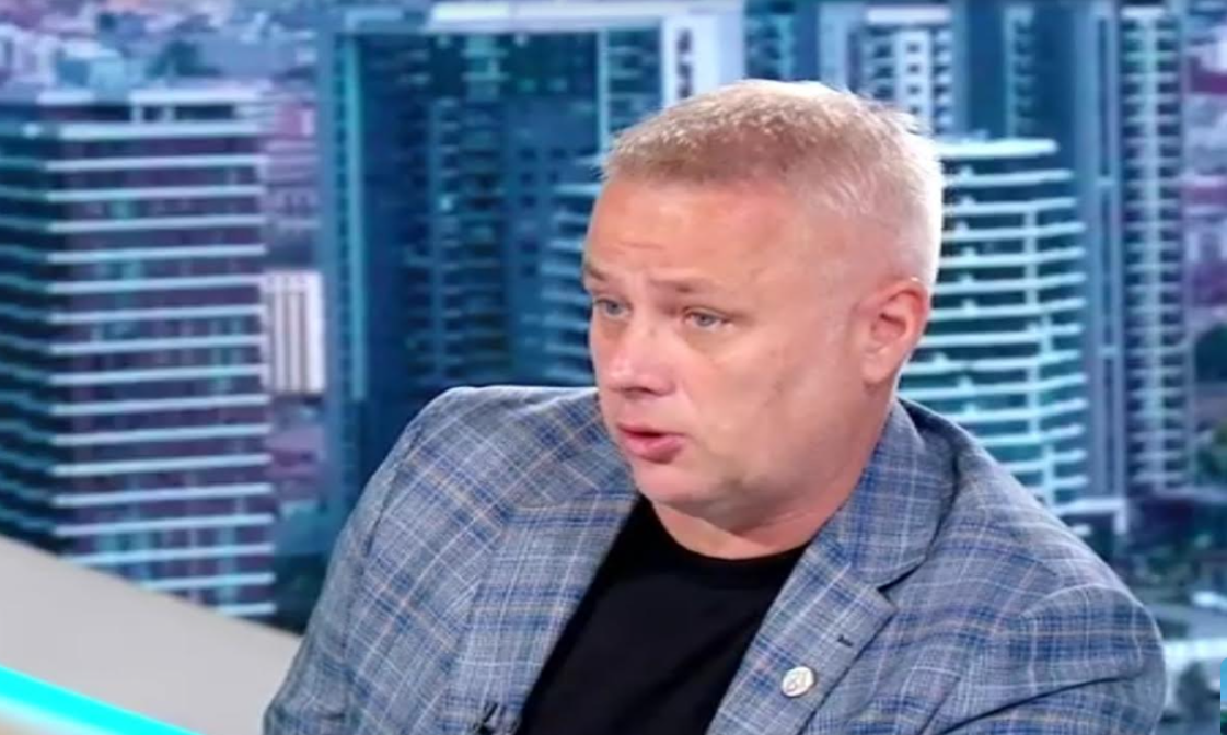 IGOR JURIĆ POSLAO ŠOK UPOZORENJE: Tinejdžeri ulaze u ljubavne veze sa veštačkom inteligencijom!