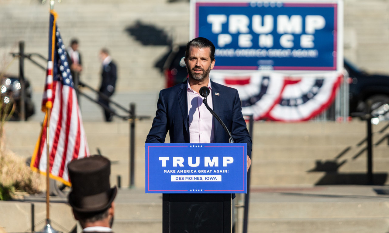 DONALD TRAMP MLAĐI PONOVO U SRBIJI! Sin predsednika SAD na turneji po istočnoj Evropi će posetiti nekoliko država