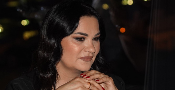 MUŽ JANE TODOROVIĆ TEŠKO BOLESTAN: Pevačica na udaru kritika zbog ponižavanja ćerke, a u kući prolazi kroz pravu dramu