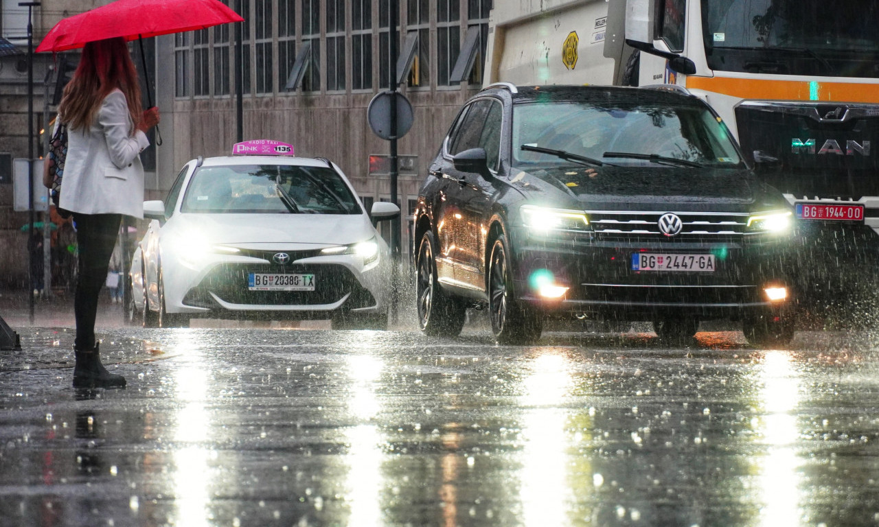 DANAS ĆE PLJUŠTATI U OVIM DELOVIMA SRBIJE RHMZ popalio meteoalarme i upozorenja - spremite se! (FOTO)