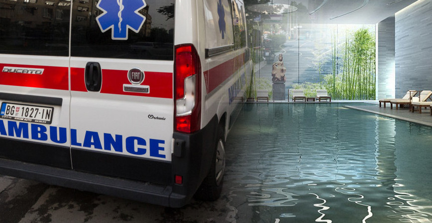 DECA SE DAVILA NA BAZENU U ĆUPRIJI: Hitna pomoć i policija na licu mesta!