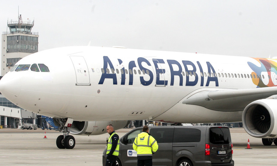AVION ER SRBIJE ZADRŽAN U RIMU Dogodio se incident! Otkazan let za Beograd