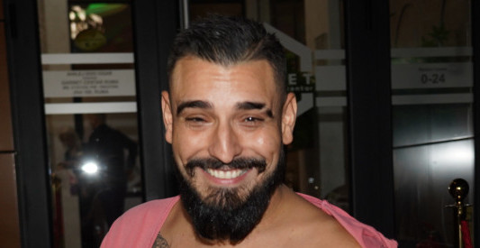 Važi za jedan od najboljih vokala u regionu, ubedljivo pobedio u ZG, a nećete verovati koju je školu završio Darko Lazić