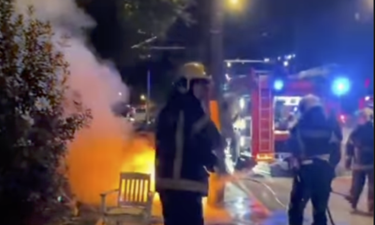 VELIKI POŽAR U TRŽNOM CENTRU: Vatrogasci Moskovske oblasti na terenu, posetioci evakuisani