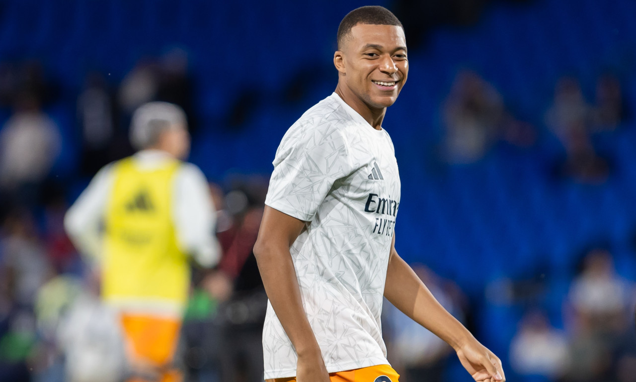 DNEVNI HOROSKOP ZA PETAK 20. DECEMBAR Vage uživaju u ljubavi, Ovnovi donose velike odluke, Ribe prate intuiciju