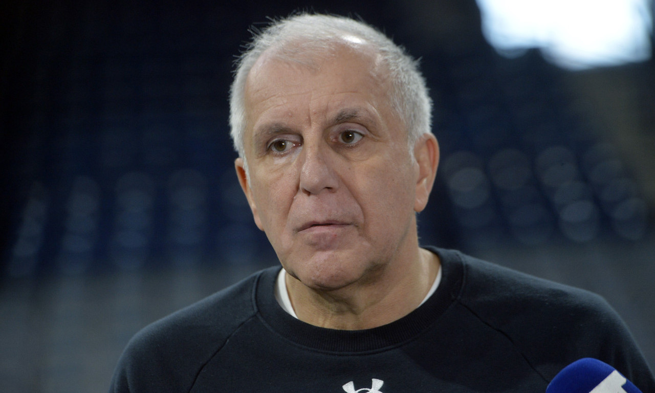 GROBARI ČEKAJU ŽELJKA! Obradovićev let trenutno najpraćeniji na svetu! (VIDEO)