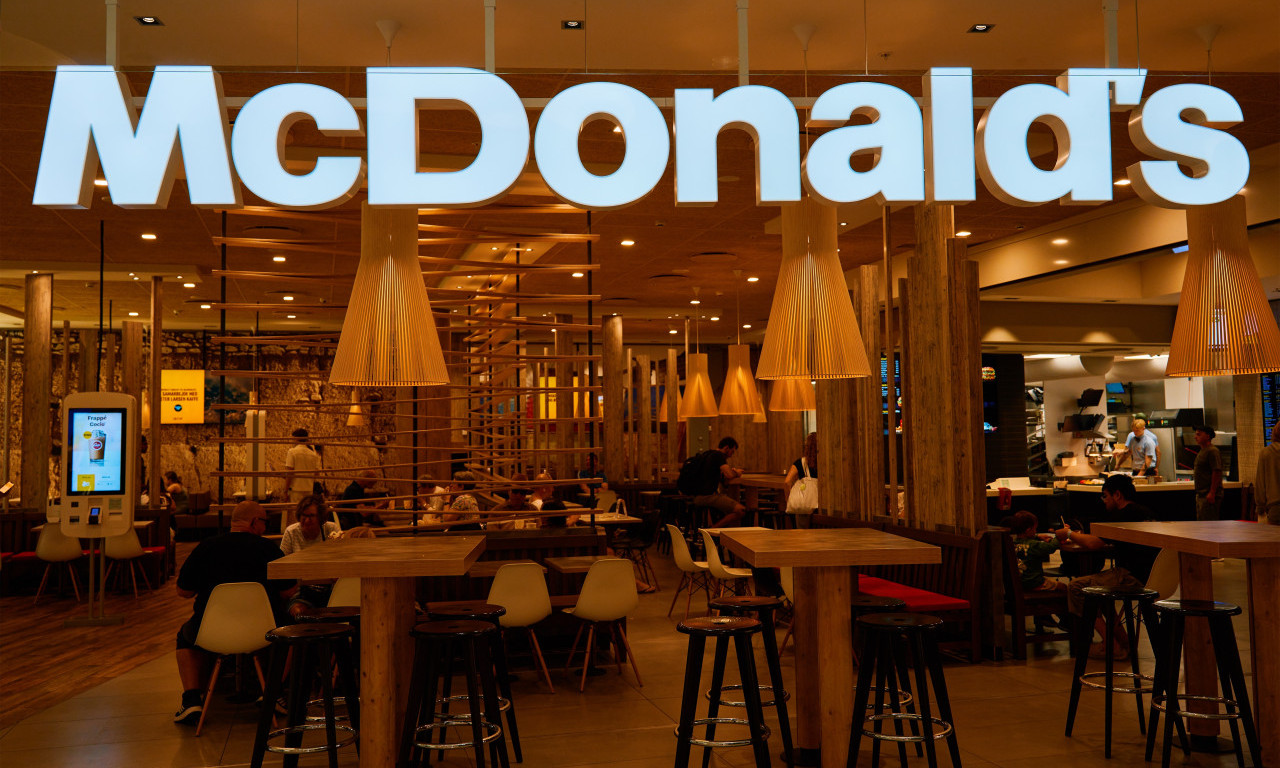 ZATVARA SE MEKDONALDS "Leglo kriminalaca, pljački i tuča!"