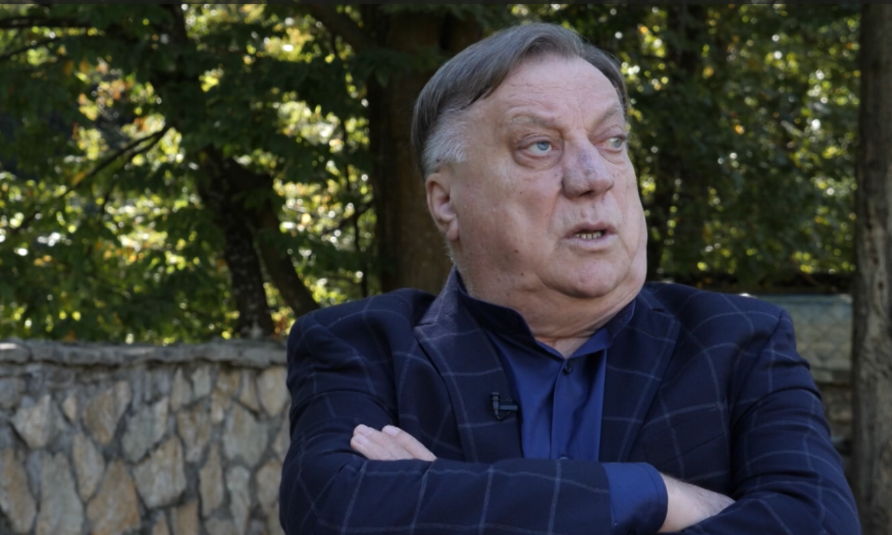 HALID BEŠLIĆ SE MUČI U BOLNICI: Menadžer otkrio nove detalje o pevačevom zdravstvenom stanju