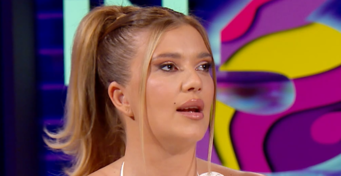 KIJA KOCKAR IZ MADRIDA POSLALA MISTERIOZNU PORUKU: Ko joj je oteo telefon iz ruku i kome je pročitala sve poruke?