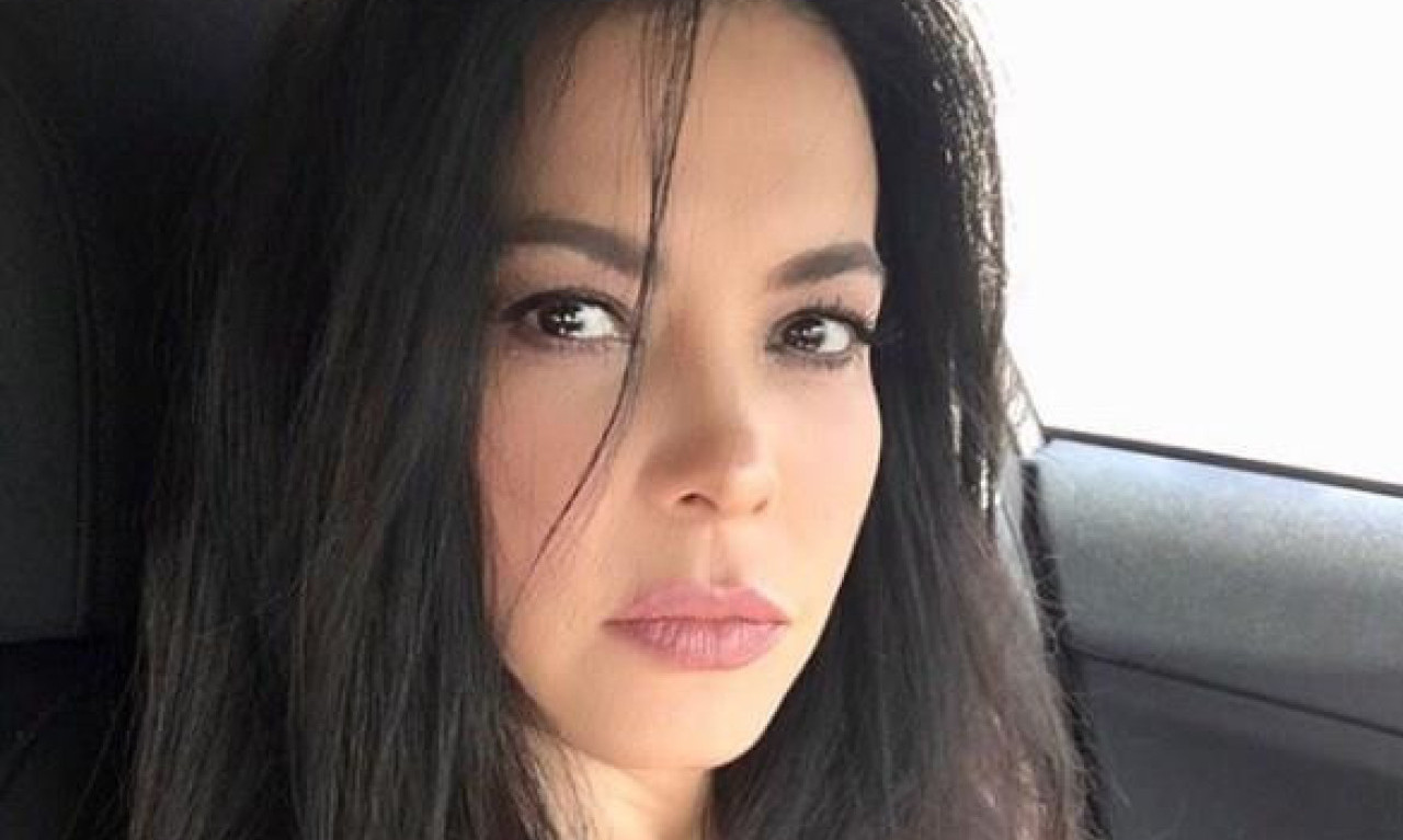 GLUMICA KOJU OBOŽAVA CELA SRBIJA SE OGLASILA POVODOM SITUACIJE U VENECUELI! Napisala samo ovo (FOTO)