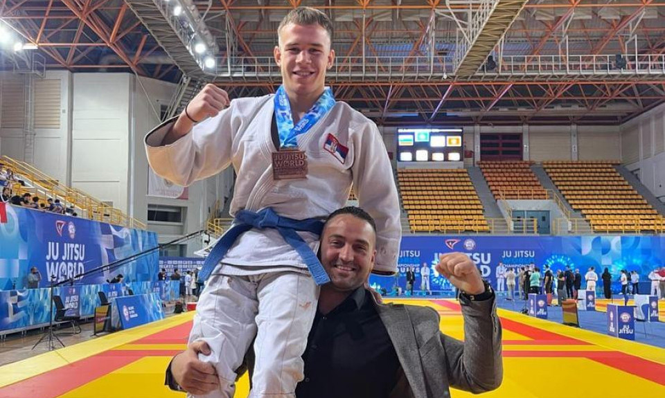 MLADI SRPSKI BORAC OSVOJIO BRONZU! Jovan Cvetanović (17) briljirao na Svetskom prvenstvu u džiju-džici