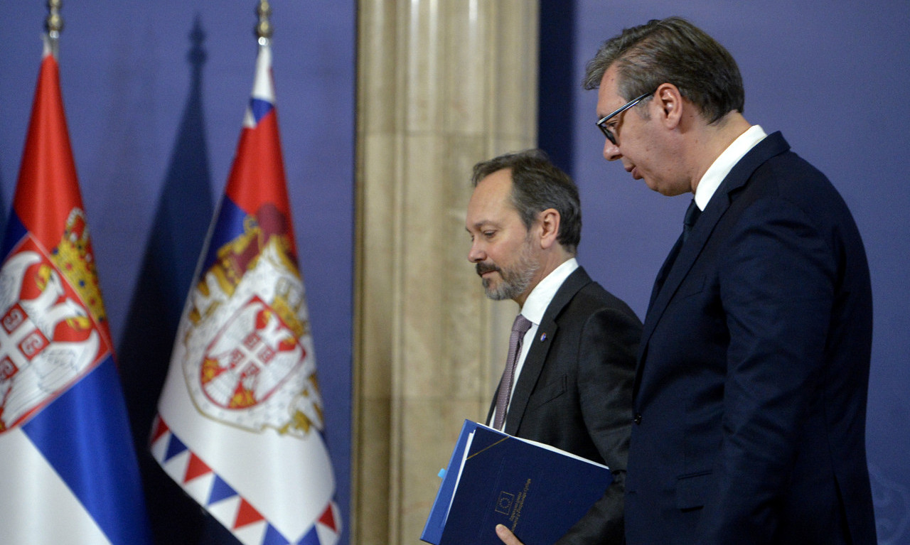 VUČIĆ SUTRA NA VAŽNOM SASTANKU Šef delegacije EU sa druge strane stola!