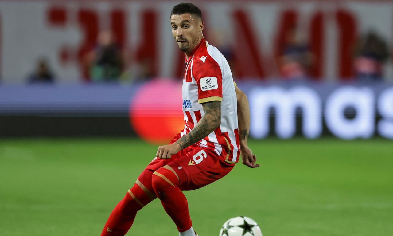 NAJBOLJI FUDBALER ZVEZDE U 2025? Bosanac najvažniji u godini za nama