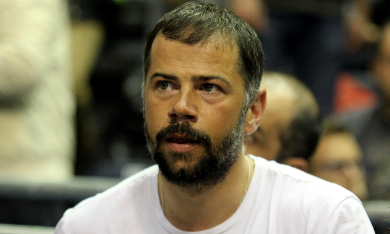 KEŽMANU ŽENA POSLE RAZVODA UZELA TRI MILIONA EVRA Gde je danas i čime se bavi bivši fudbaler (FOTO)