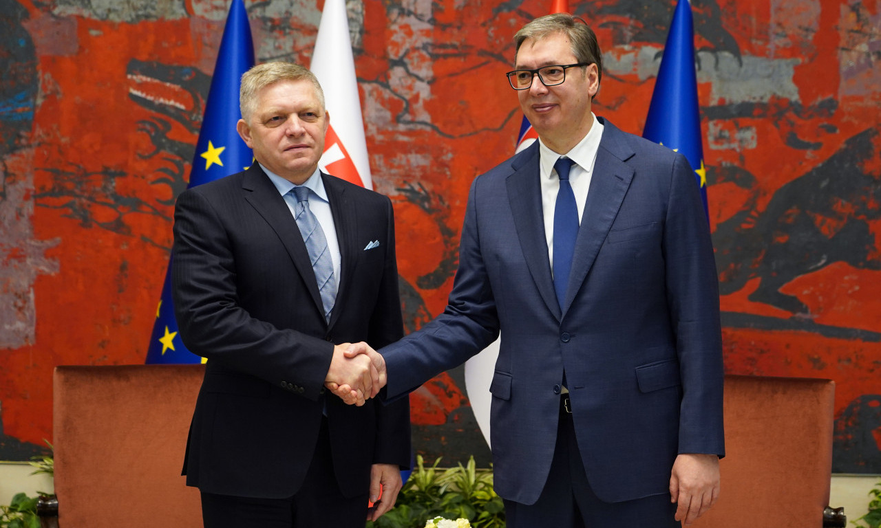 SRAM VAS BILO KOMŠIJE! Hrvati tvrde da su se Vučić i Fico razboleli jer traže izgovor da ne idu u Moskvu