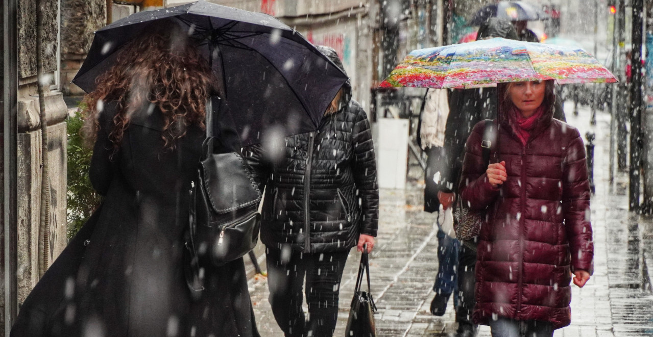 HITNO UPOZORENJE RHMZ: LEDENA KIŠA PRELAZI U SNEG! Srbija u minusu, evo kakvo nas vreme čeka